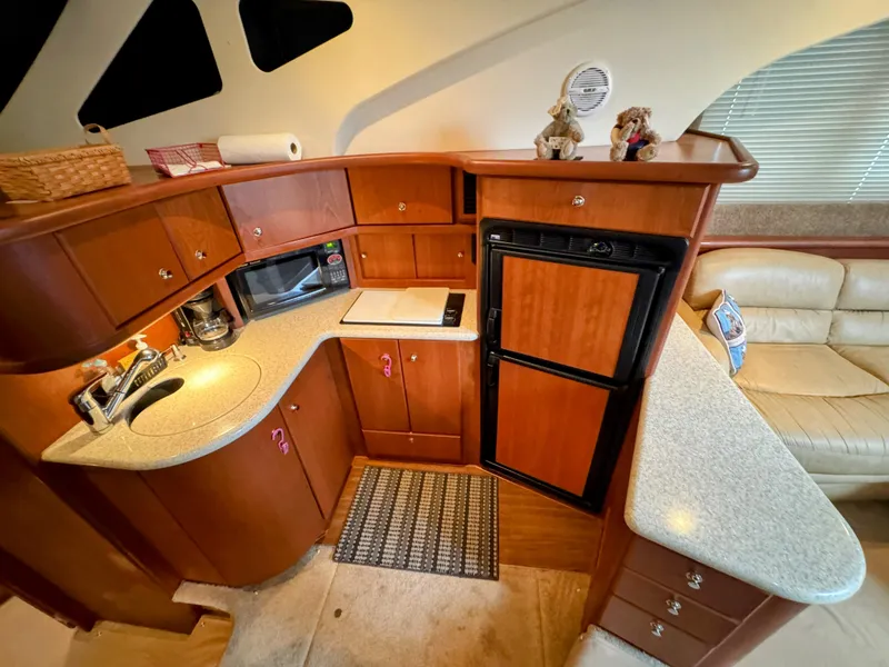 Slide: The Image of Silverton 35 Motor Yacht 2005 - 29