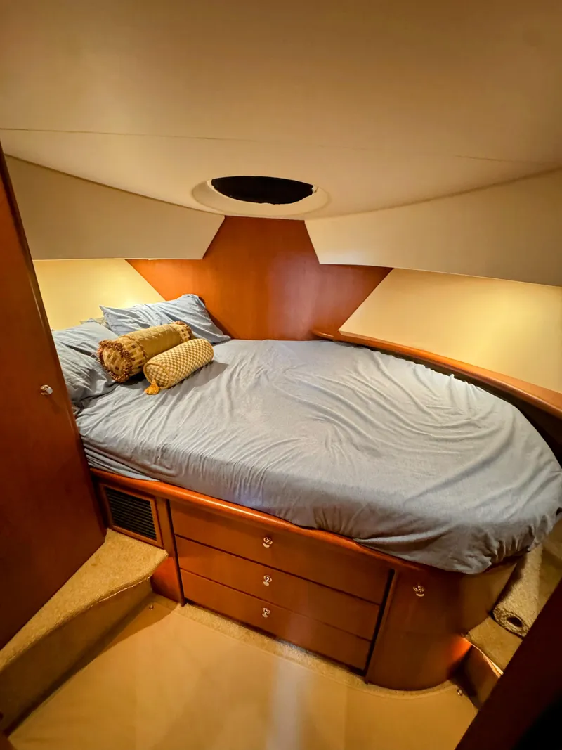 Slide: The Image of Silverton 35 Motor Yacht 2005 - 34