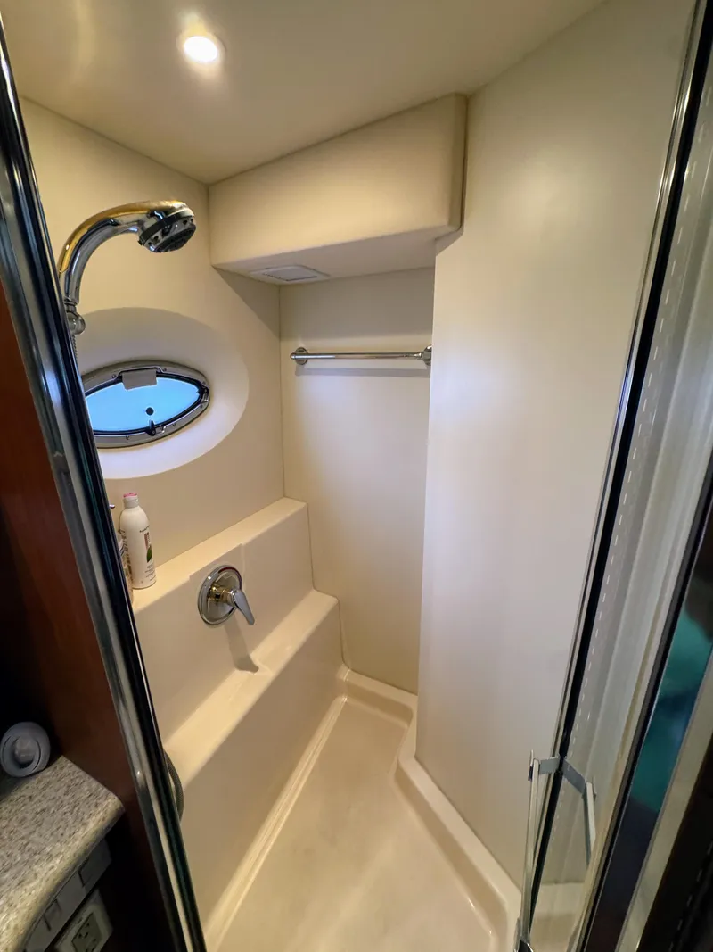 Slide: The Image of Silverton 35 Motor Yacht 2005 - 44