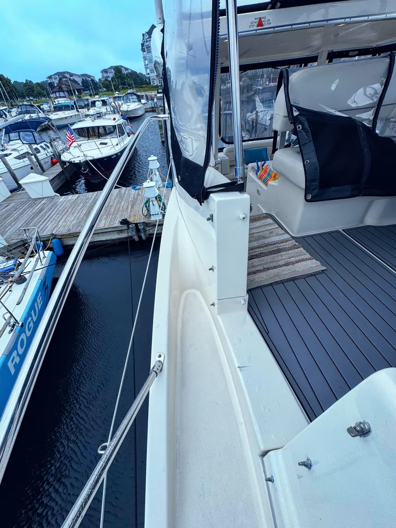 Slide: The Image of Silverton 35 Motor Yacht 2005 - 6
