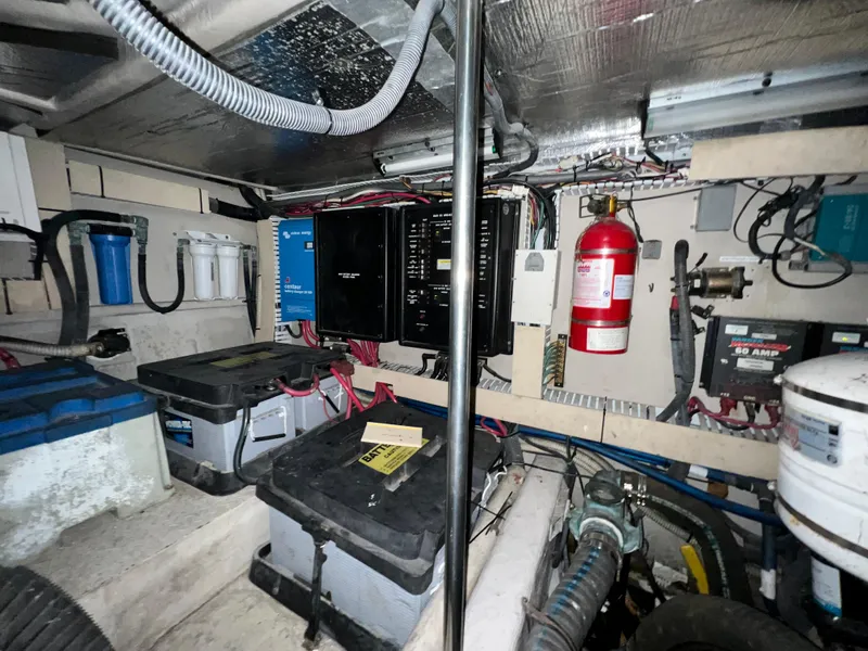 Slide: The Image of Sea Ray 560 Sedan Bridge 2002 - 56