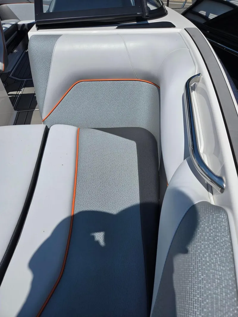 Slide: The Image of Moomba Mojo 2018 - 15