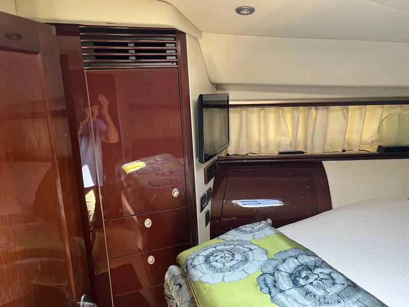 Slide: The Image of Sea Ray 58 Sedan 2008 - 60