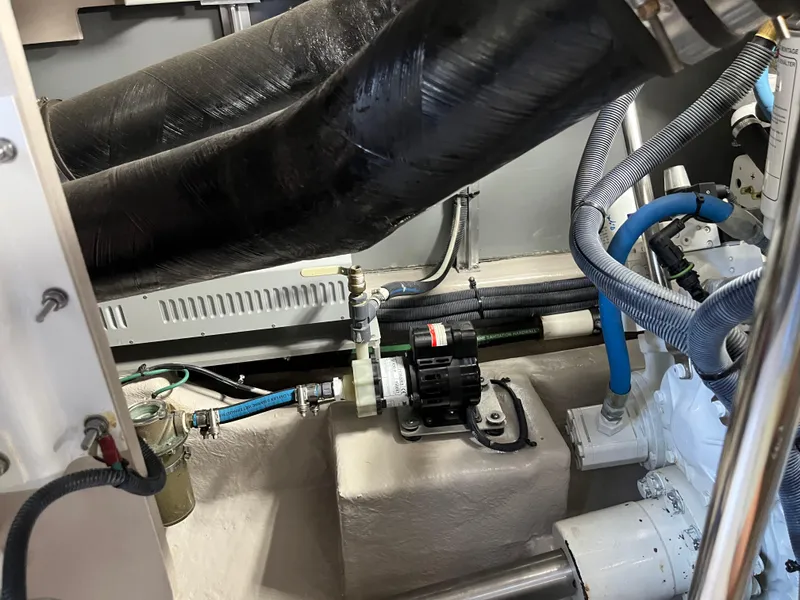 Slide: The Image of Sea Ray 58 Sedan 2008 - 72