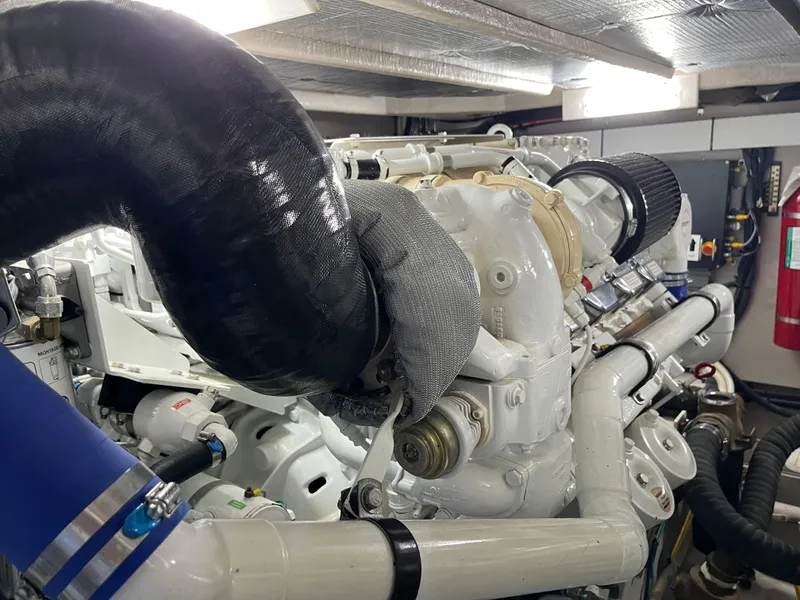 Slide: The Image of Sea Ray 58 Sedan 2008 - 73