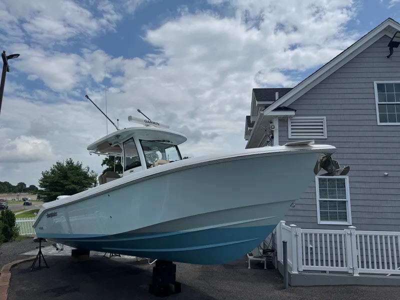 The Image of Everglades 315 Center Console 2024 - 1