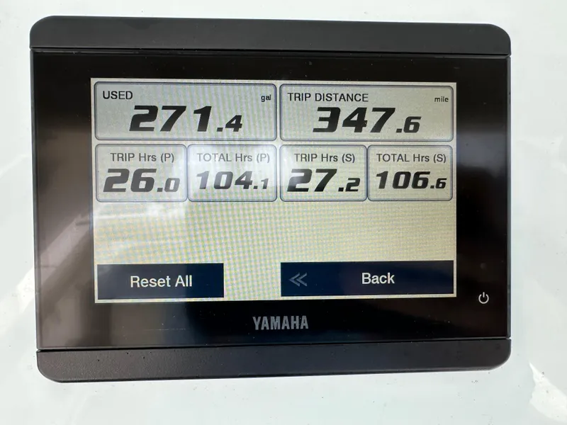 Slide: The Image of Everglades 315 Center Console 2024 - 12