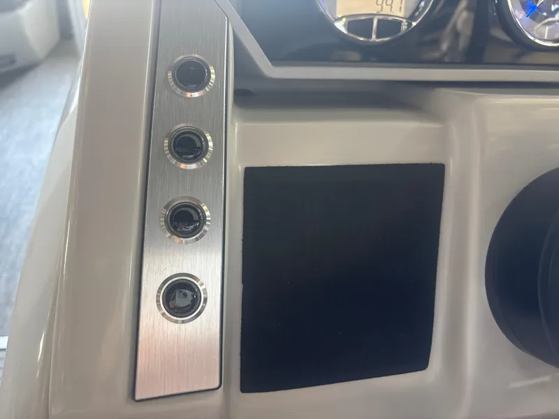 Slide: The Image of Barletta Corsa 23UC 2022 - 12