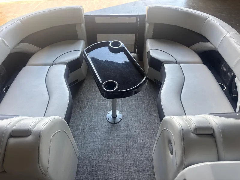 Slide: The Image of Barletta Corsa 23UC 2022 - 9