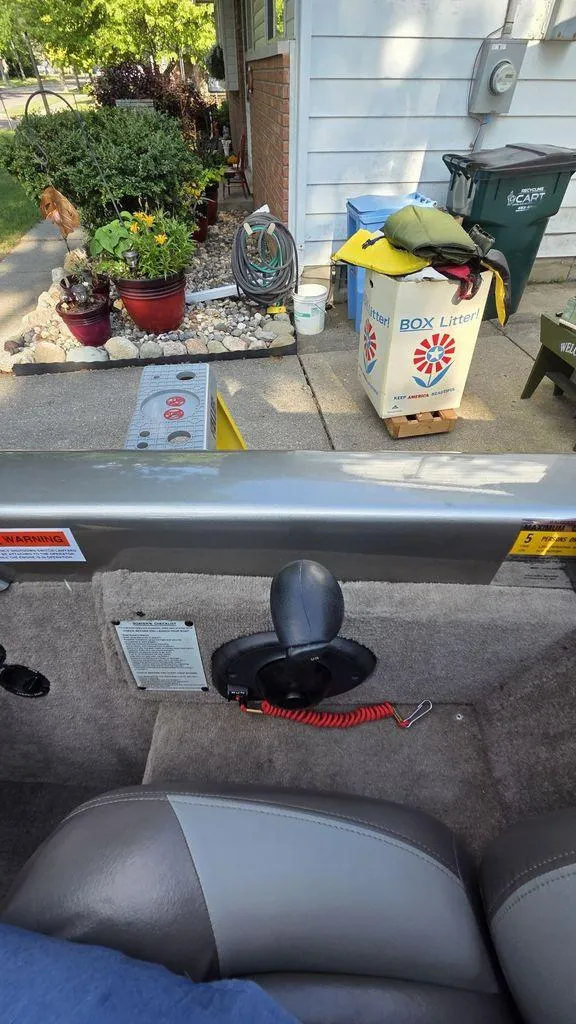 Slide: The Image of Tracker TX17 2001 - 5