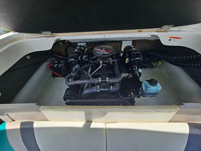 Slide: The Image of Glastron SX 195 RB 2003 - 8