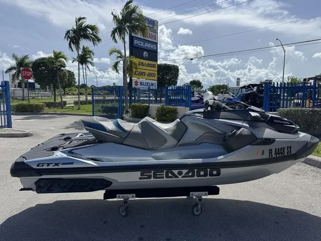 The Image of Sea-Doo GTX 2021 - 1