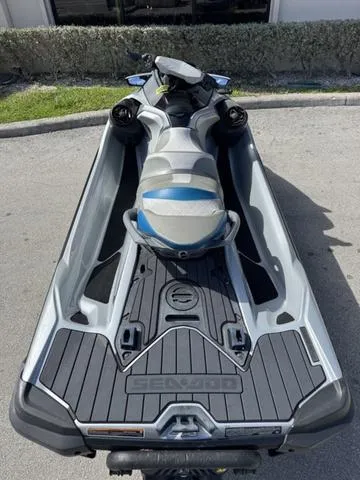 Slide: The Image of Sea-Doo GTX 2021 - 8
