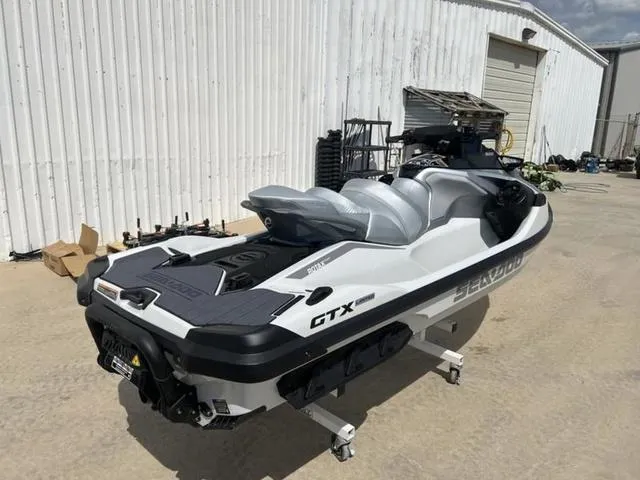 Slide: The Image of Sea-Doo GTX 2025 - 8