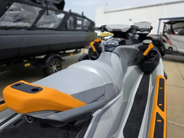 Slide: The Image of Sea-Doo Fish Pro Trophy 170 Ibr, Idf With Audio 2022 - 13