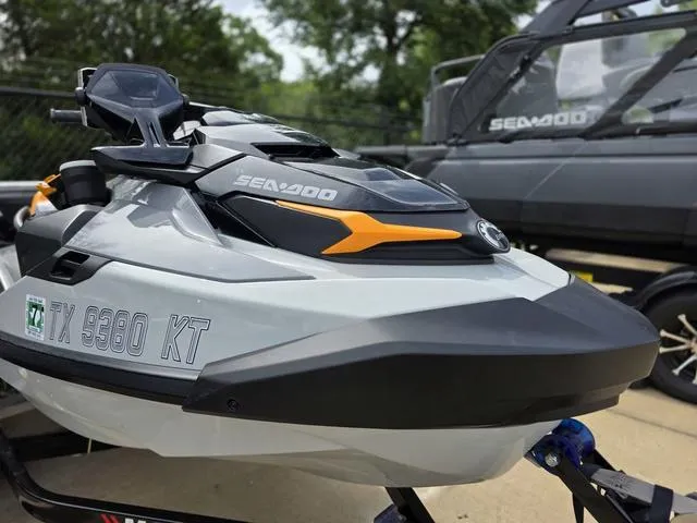 Slide: The Image of Sea-Doo Fish Pro Trophy 170 Ibr, Idf With Audio 2022 - 15