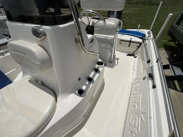 Slide: The Image of NauticStar 2200 2007 - 14