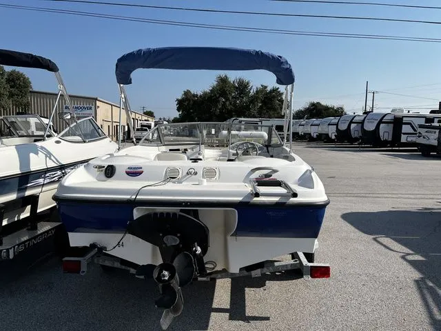 Slide: The Image of Bayliner 175 Bowrider 2006 - 3