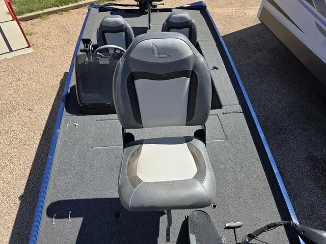 Slide: The Image of Lowe Skorpion 16 2023 - 16