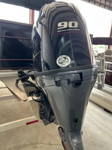 Slide: The Image of Veranda Vista View 20RC 2025 - 8