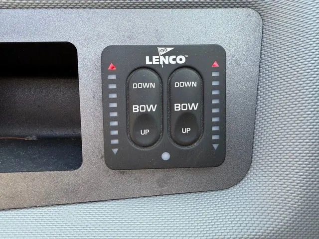 Slide: The Image of Cobalt R5 2016 - 4