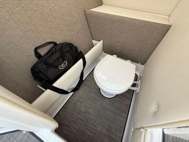 Slide: The Image of Cobalt R5 2016 - 9