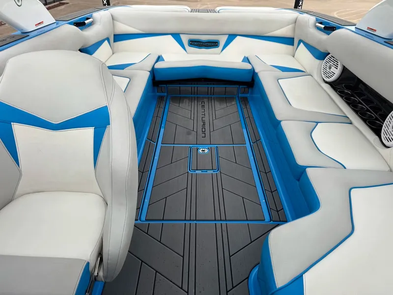 Slide: The Image of Centurion Vi24 2020 - 20