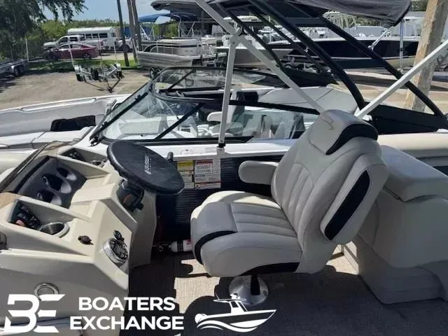 Slide: The Image of Bennington 22 SX 2019 - 5