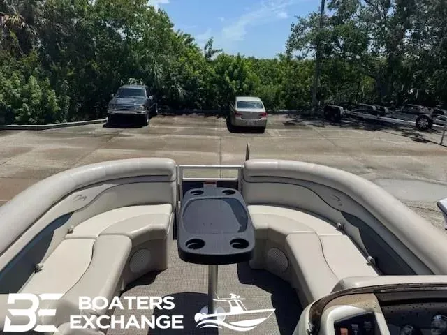 Slide: The Image of Bennington 22 SX 2019 - 8