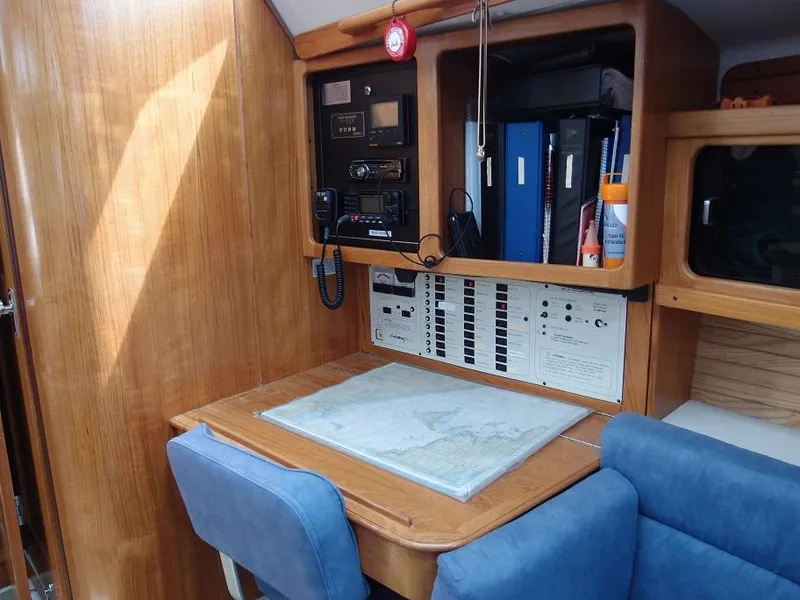 Slide: The Image of Catalina 400 1996 - 20