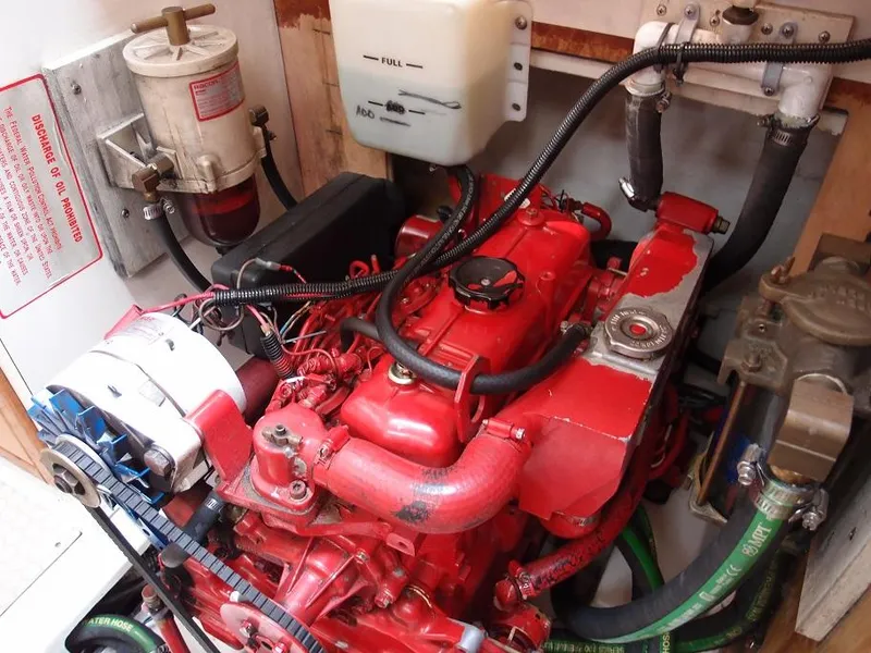 Slide: The Image of Catalina 400 1996 - 33