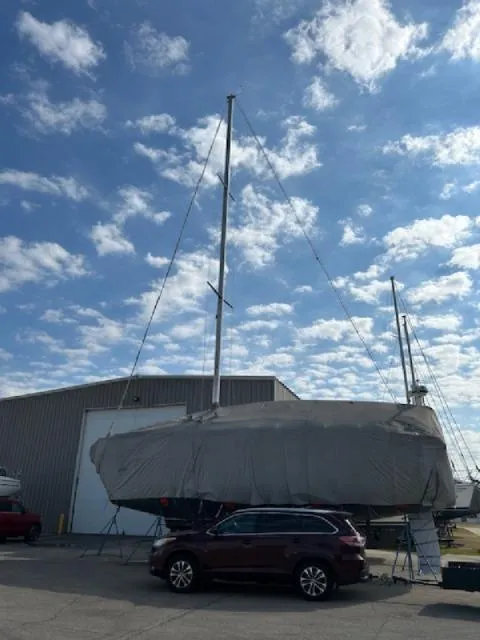 Slide: The Image of Catalina 400 1996 - 36