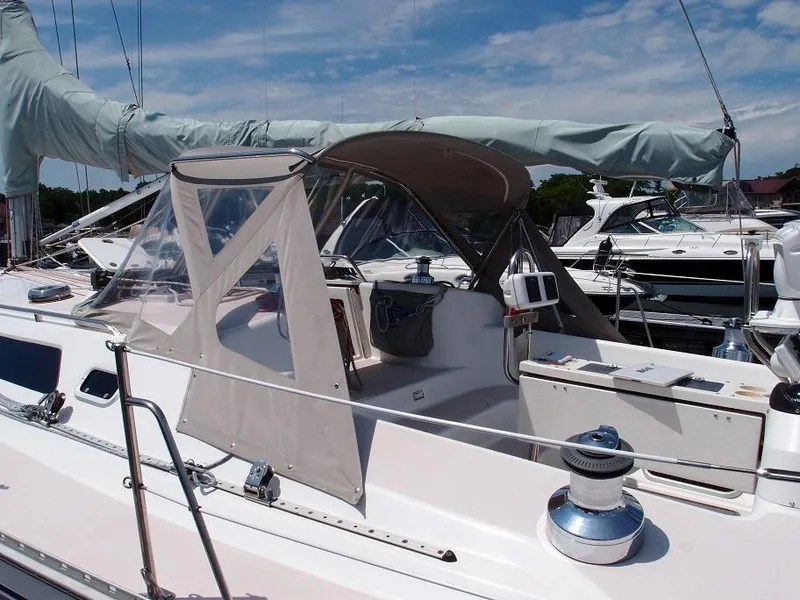 Slide: The Image of Catalina 400 1996 - 6