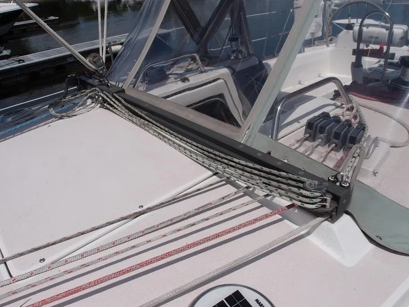 Slide: The Image of Catalina 400 1996 - 8