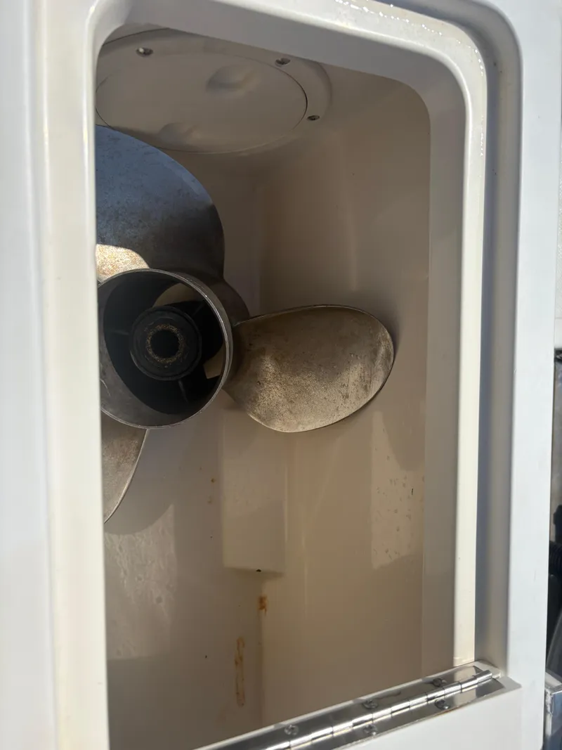 Slide: The Image of Propeller inside a Key West 2300 Bluewater boat, 2000 model. - 11