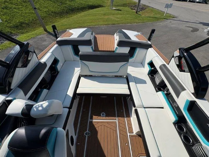 Slide: The Image of Nautique G23 2016 - 31