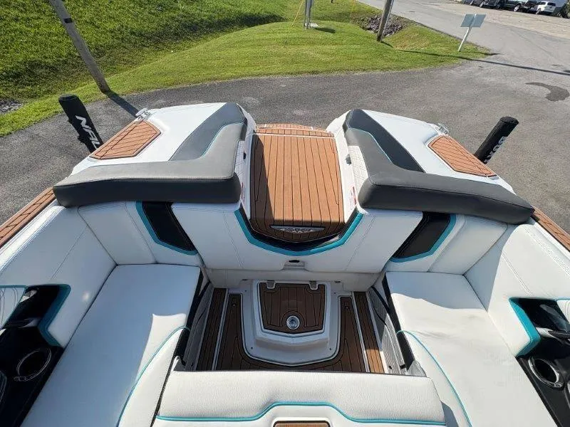 Slide: The Image of Nautique G23 2016 - 32