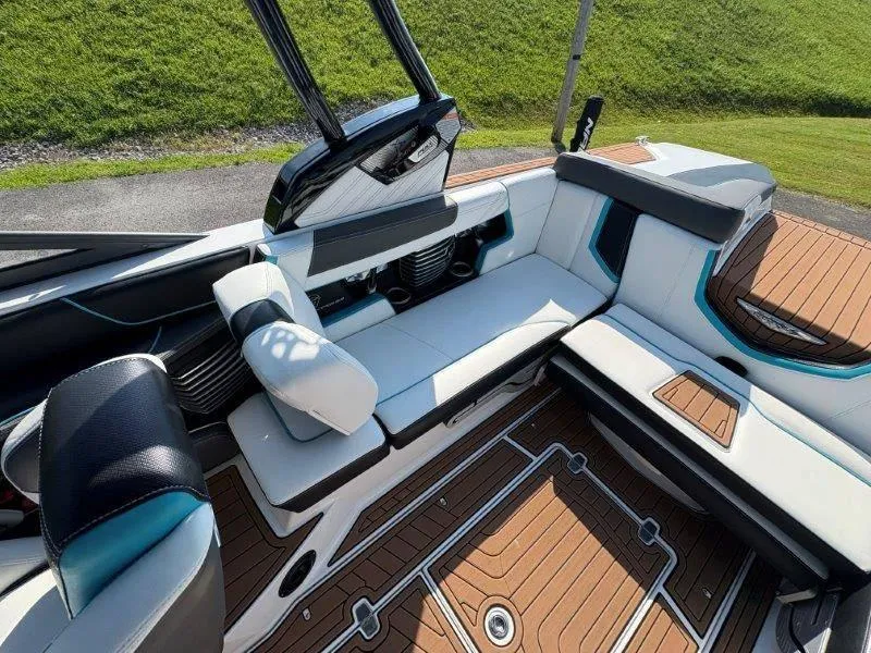 Slide: The Image of Nautique G23 2016 - 35