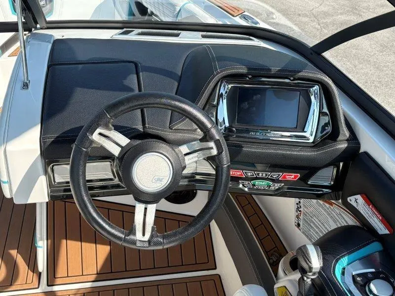 Slide: The Image of Nautique G23 2016 - 42