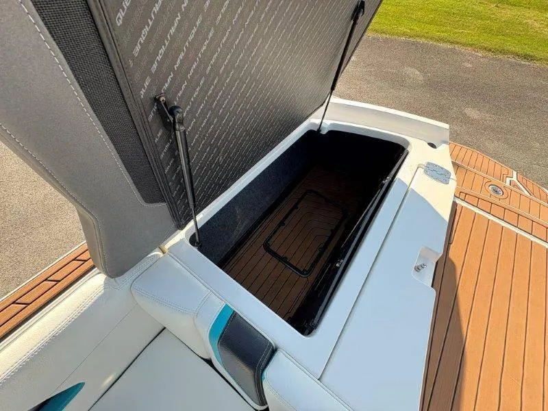 Slide: The Image of Nautique G23 2016 - 46