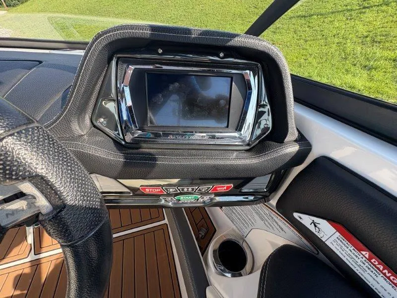 Slide: The Image of Nautique G23 2016 - 47