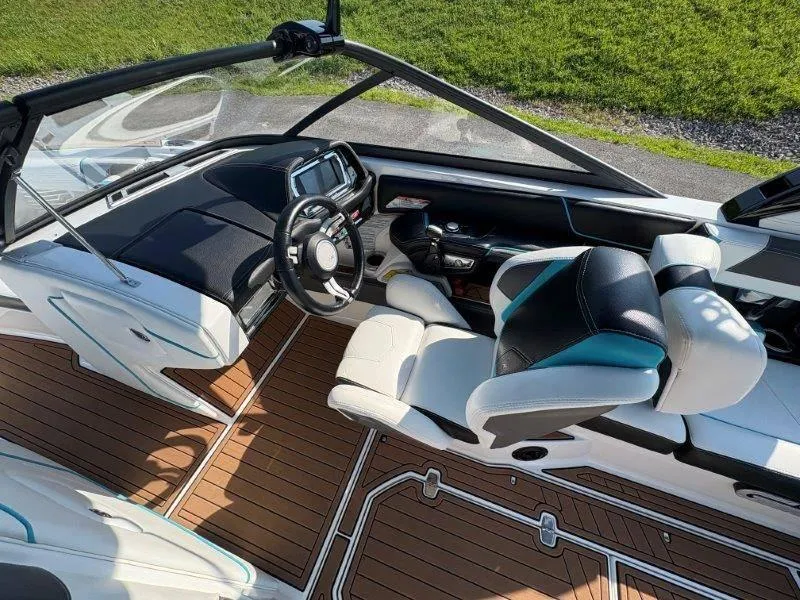 Slide: The Image of Nautique G23 2016 - 55