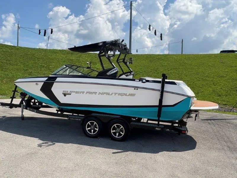 Slide: The Image of Nautique G23 2016 - 6