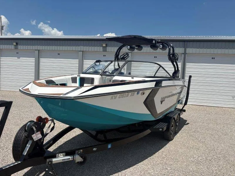 Slide: The Image of Nautique G23 2016 - 68