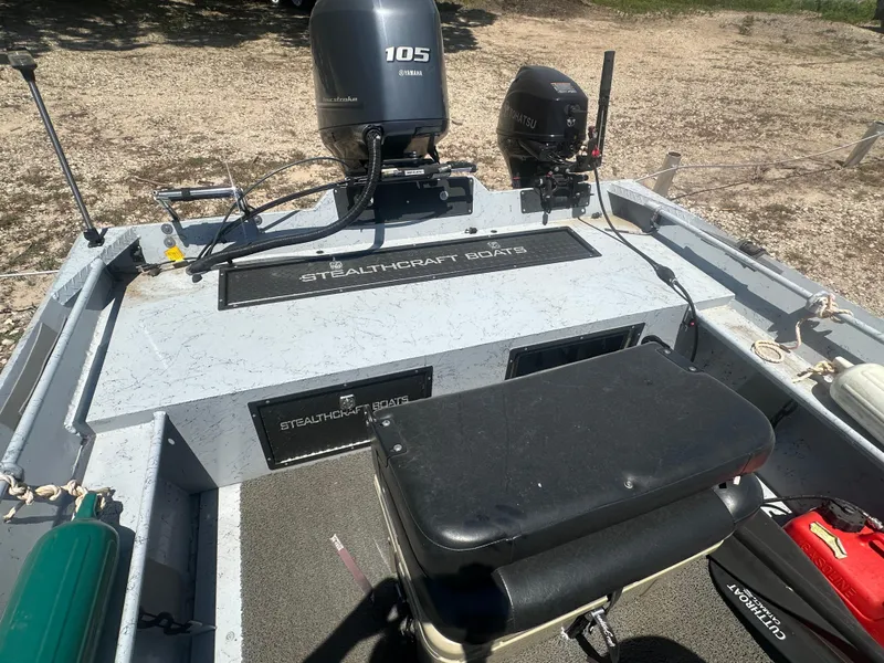 Slide: The Image of 2023 StealthCraft Stealthweld 18 boat with Yamaha 105 engine, interior view. - 21