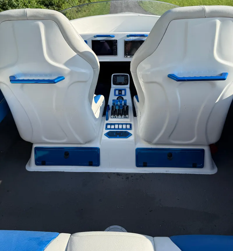 Slide: The Image of Phantom 30 2017 - 6