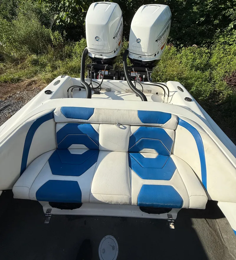 Slide: The Image of Phantom 30 2017 - 8