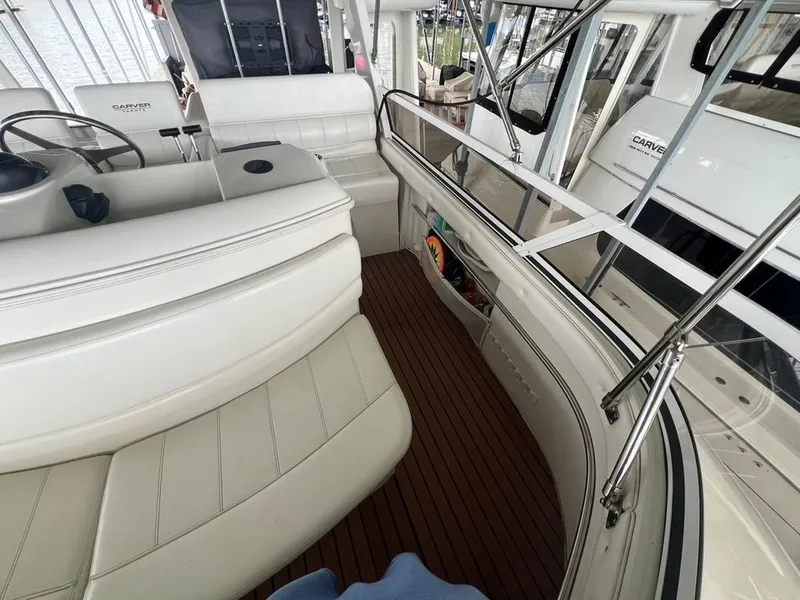 Slide: The Image of Carver 455 Aft Cabin Motoryacht 1998 - 52