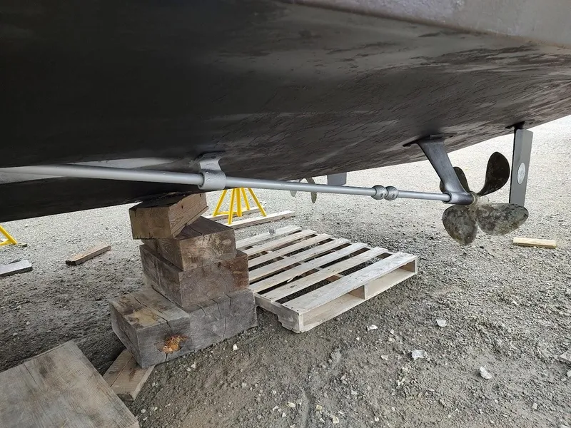 Slide: The Image of Carver 36 Aft Cabin Motor Yacht 1992 - 104