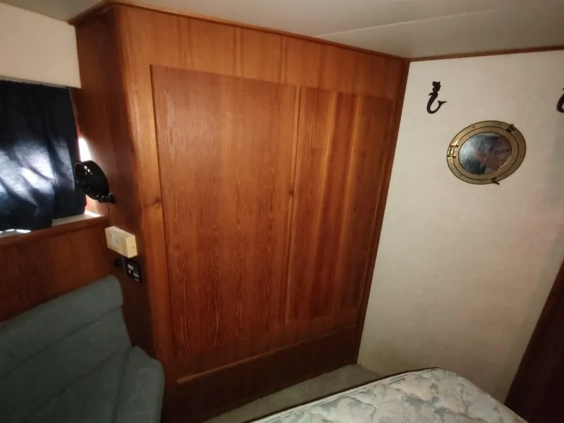 Slide: The Image of Carver 36 Aft Cabin Motor Yacht 1992 - 65